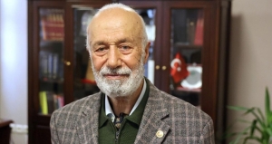  Mehmet Recai Kutan